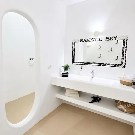 Majestic Sky Luxury * Megalochori (Santorini)