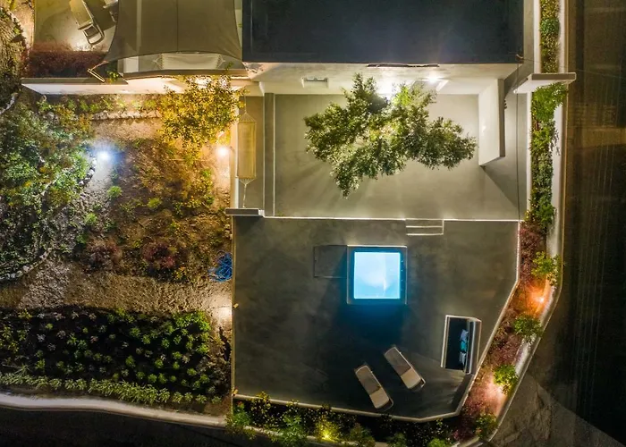 Majestic Sky Luxury 別荘